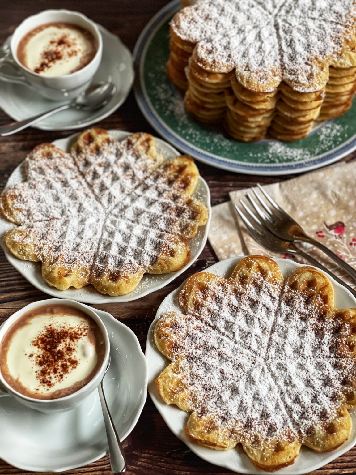Waffeln aus dem Waffeleisen: easy, schnell und lecker! - Kochlöffeljunkies