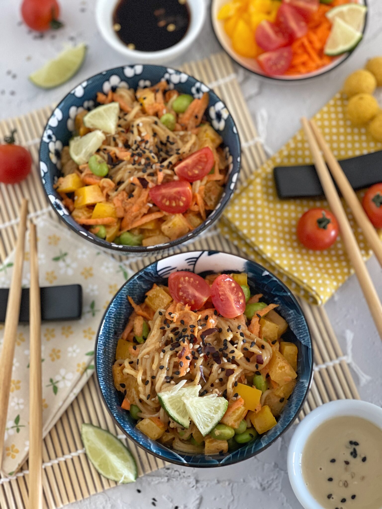 Cremige Ramen Nudeln mit Sesam-Mandel-Soße - Kochlöffeljunkies